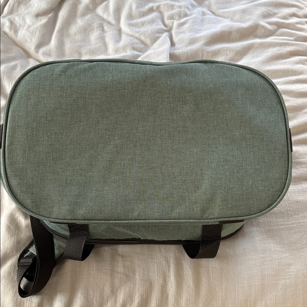 DSW Green and Grey Insulated Duffle Cooler - Picture 7 of 12